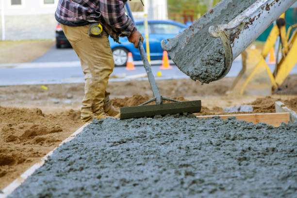 Best Decorative Concrete Services  in Okauchee Lake, WI